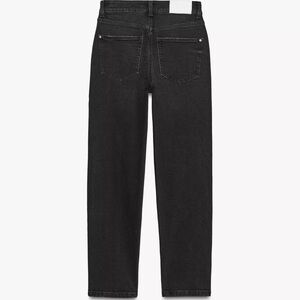 Zara | HIGH WAIST COMFORT MOM FIT JEANS